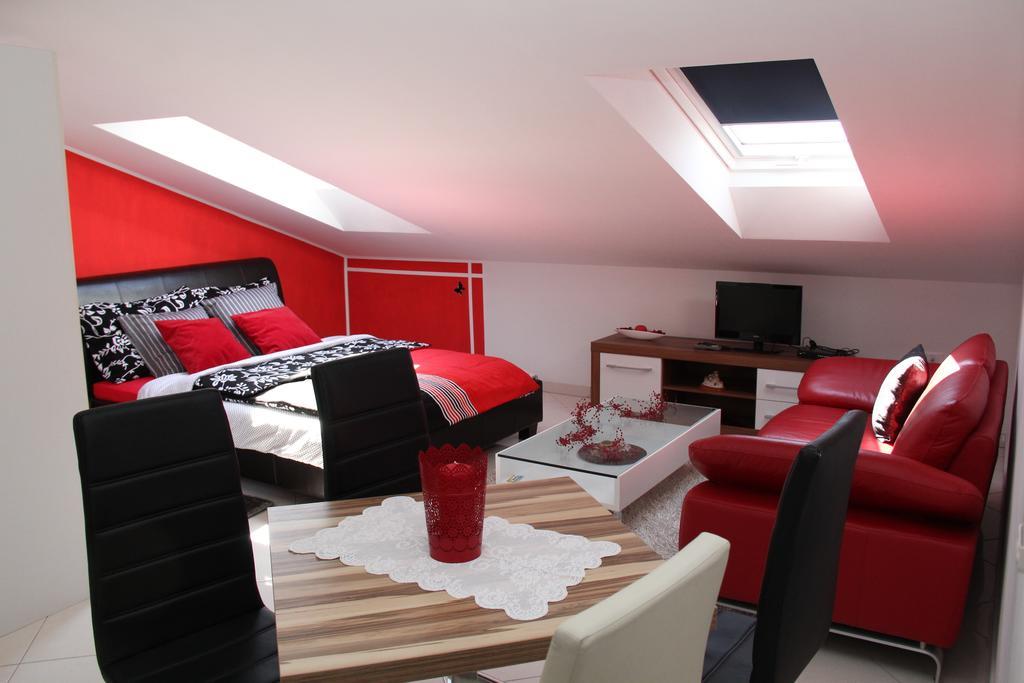 Apartments Villa Lili Umag Rum bild