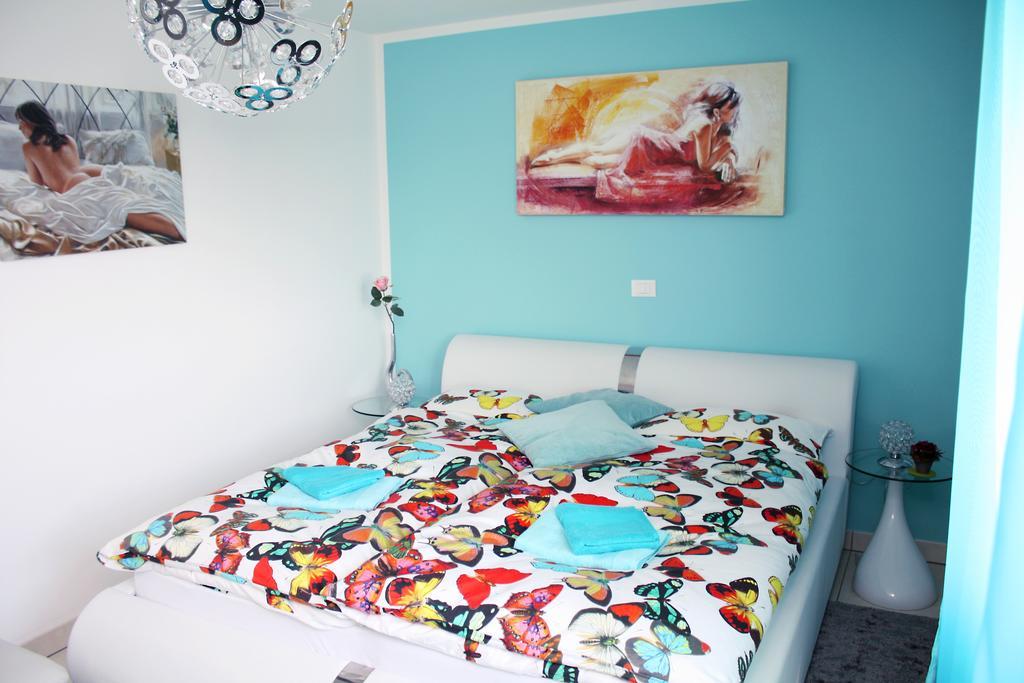Apartments Villa Lili Umag Rum bild