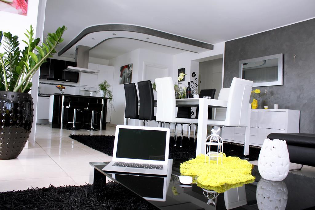 Apartments Villa Lili Umag Rum bild
