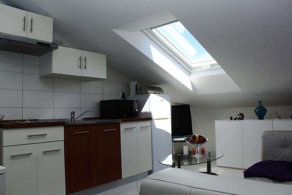 Apartments Villa Lili Umag Rum bild