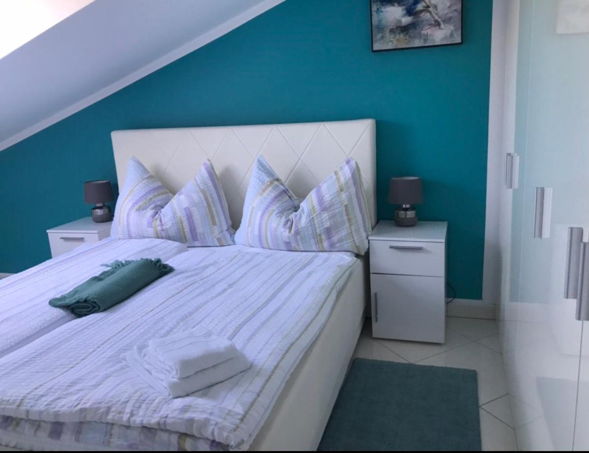 Apartments Villa Lili Umag Exteriör bild