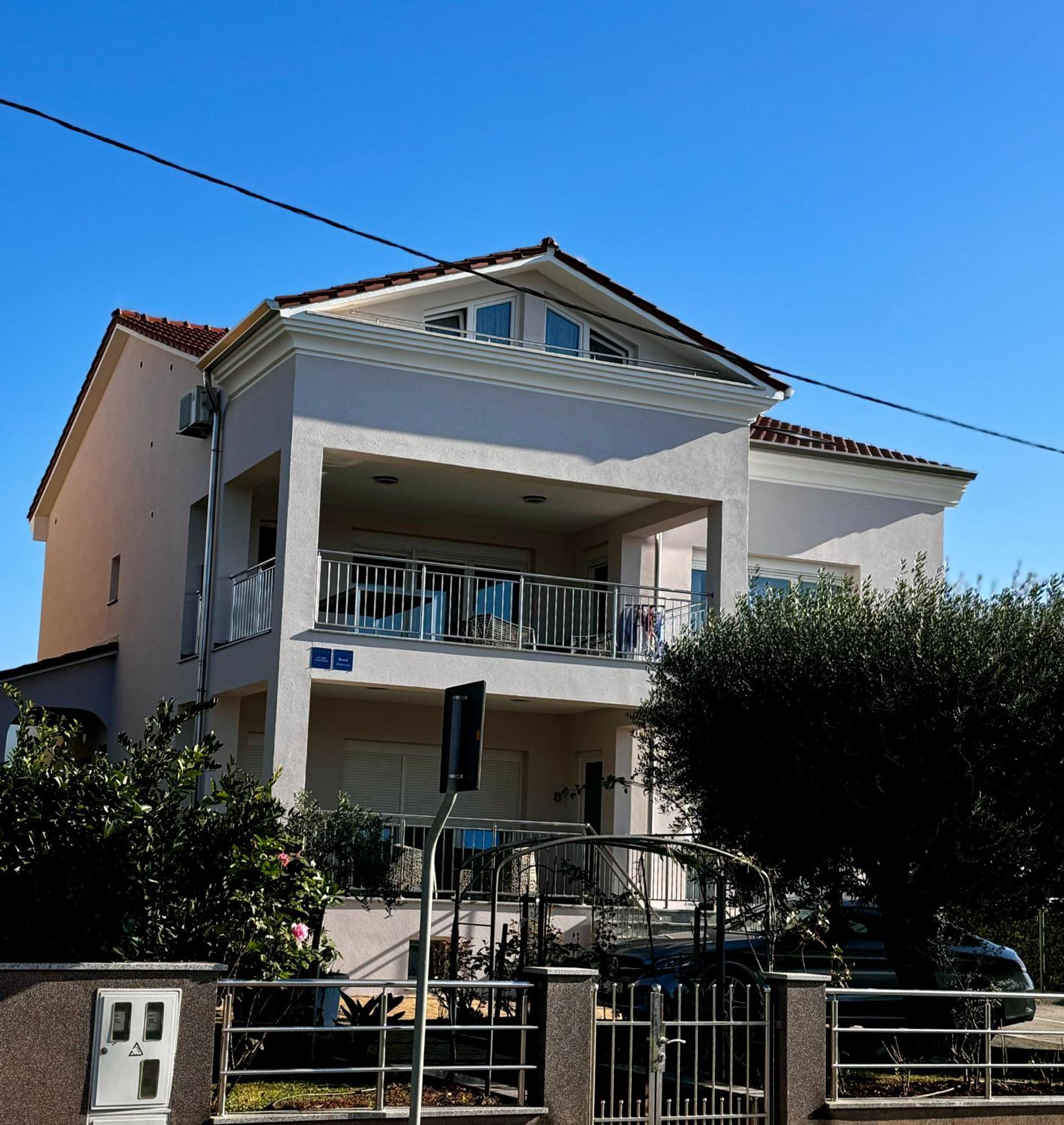 Apartments Villa Lili Umag Exteriör bild